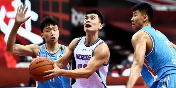 7m比分足球即时比分-选外援更加谨慎，鲍威尔伤病是隐患，山东男篮第三外援为新面孔！